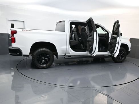 Used 2023 Chevrolet Silverado 1500 LT Trail Boss w/ Protection Package image 27