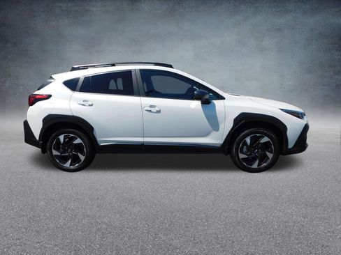 Used 2025 Subaru Crosstrek 2.5i Limited w/ Popular Package #4A AWD/4WD image 2