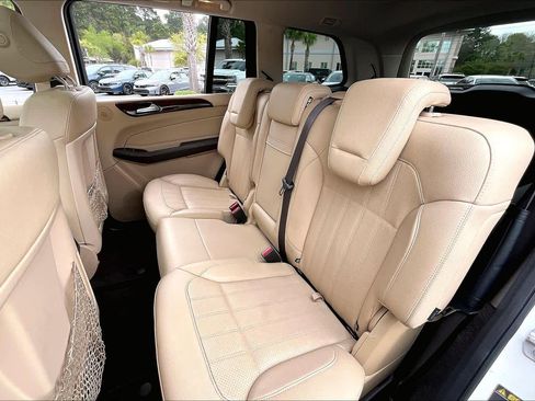 Used 2017 Mercedes-Benz GLS 450 4MATIC image 20