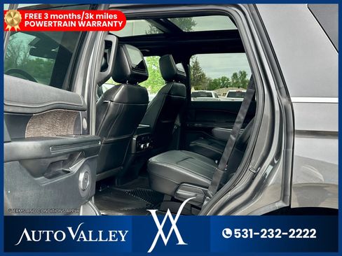 Used 2019 Ford Expedition Limited w/ Equipment Group 302A AWD/4WD image 23