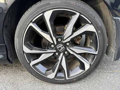 Used 2019 Honda Civic Si image 9