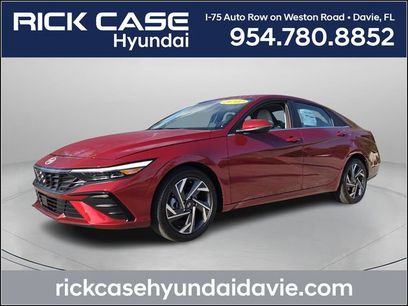 Used 2025 Hyundai Elantra Limited