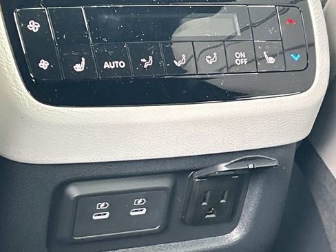 New 2026 INFINITI QX60 Autograph image 24