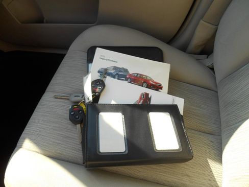 Used 2013 Subaru Legacy 2.5i Premium image 5