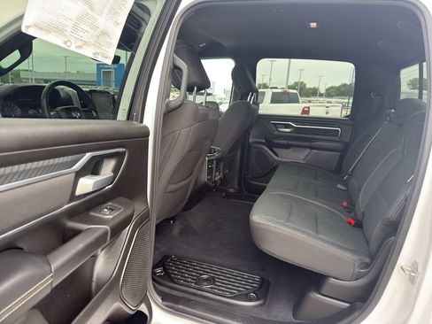 Used 2025 RAM 1500 Big Horn AWD/4WD image 30