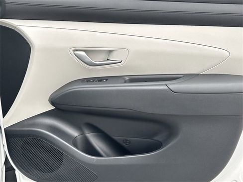 New 2026 Hyundai Tucson SEL image 14