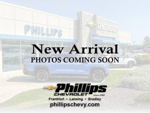 Used 2024 Nissan Versa SR w/ Trunk Package FWD image 2