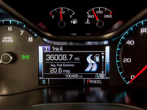 Used 2018 Chevrolet Colorado LT image 16