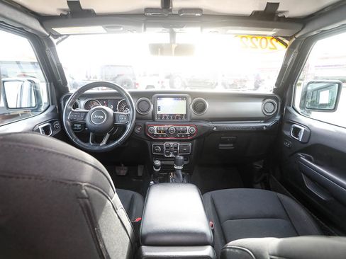 Used 2022 Jeep Wrangler Unlimited Sport image 23