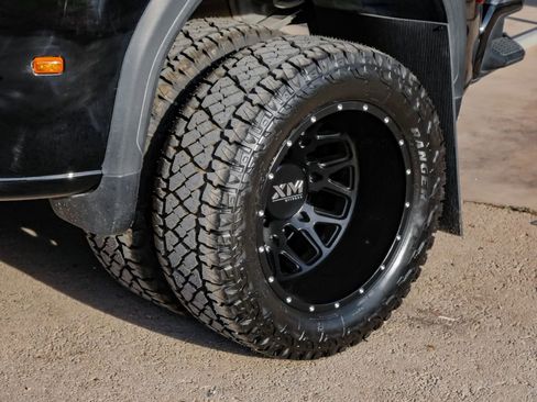 Used 2023 GMC Sierra 3500 Denali w/ Denali Ultimate Package image 65