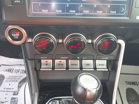 Used 2023 Toyota GR86 RWD image 20