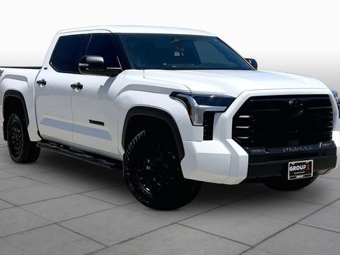 Used 2025 Toyota Tundra SR5 RWD image 3