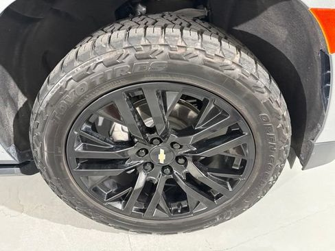 Used 2023 Chevrolet Tahoe High Country AWD/4WD image 13