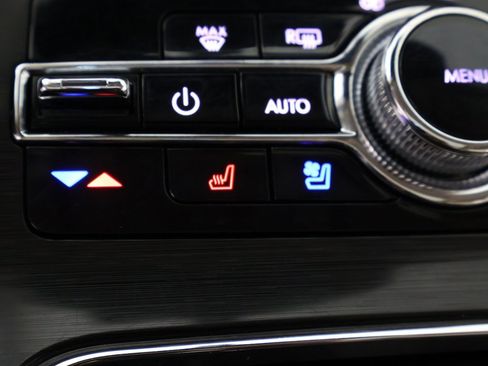 Used 2021 Lincoln Nautilus Reserve image 55