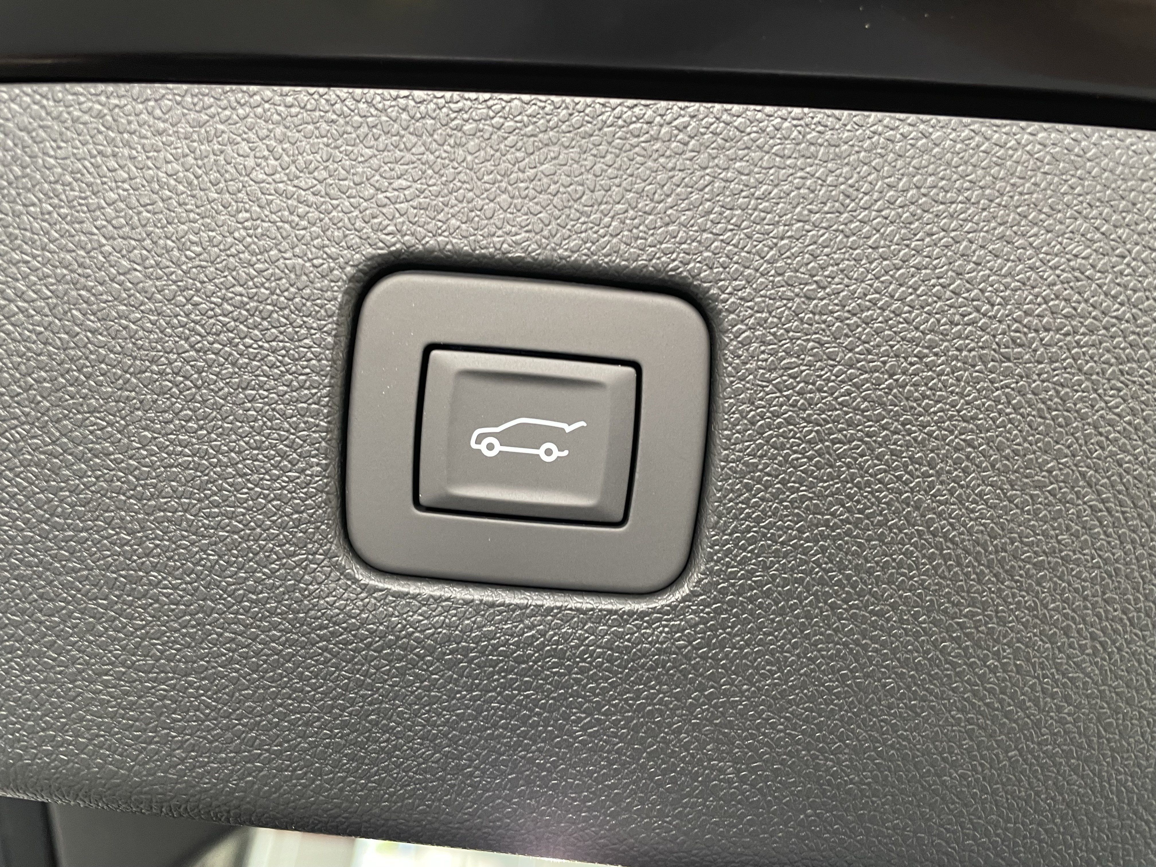 New 2026 Buick Envista Sport Touring w/ Convenience II Package FWD image 10