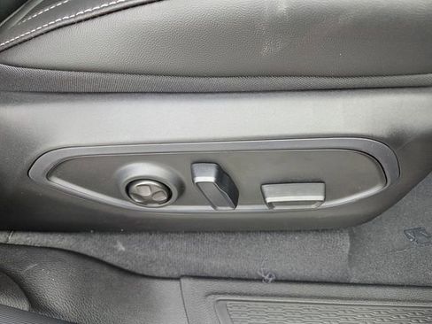 New 2026 Jeep Grand Cherokee Limited w/ Luxury Tech Group II image 16