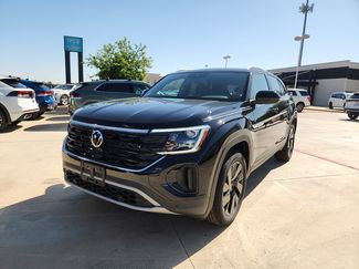 New 2026 Volkswagen Atlas Cross Sport SE FWD video 3