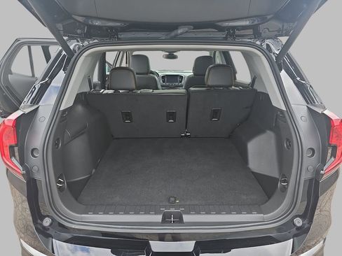 Certified 2024 GMC Terrain AT4 AWD/4WD image 15