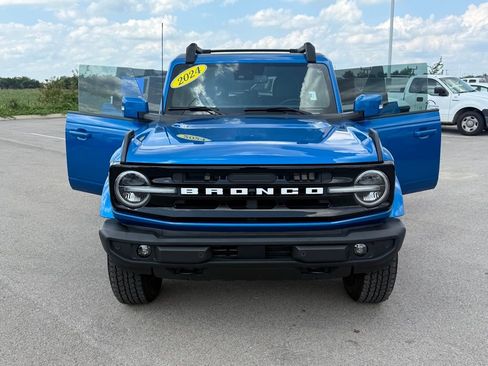 Used 2024 Ford Bronco Outer Banks image 24