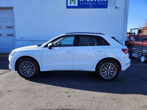 Used 2024 Audi Q3 2.0T Premium Plus image 2