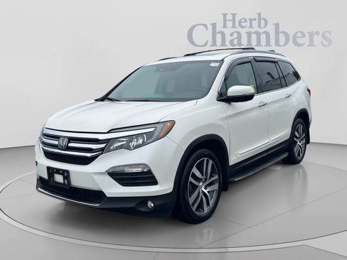 Used 2016 Honda Pilot Elite image 4