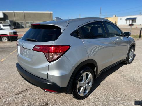 Used 2016 Honda HR-V EX-L image 10