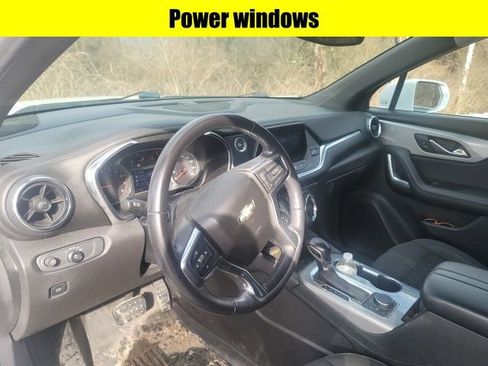 Used 2019 Chevrolet Blazer LT image 12