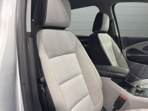 Used 2022 GMC Terrain SLE w/ Driver Convenience Package image 32