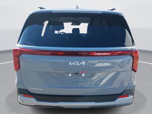 New 2026 Kia Carnival EX image 6
