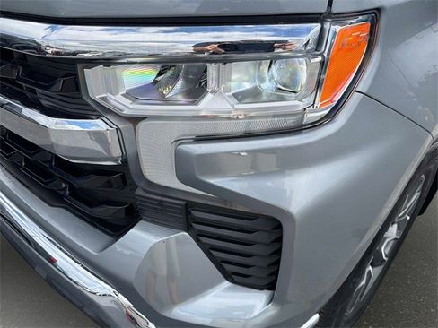 Used 2023 Chevrolet Silverado 1500 LT w/ LPO, Dark Essentials Package image 9