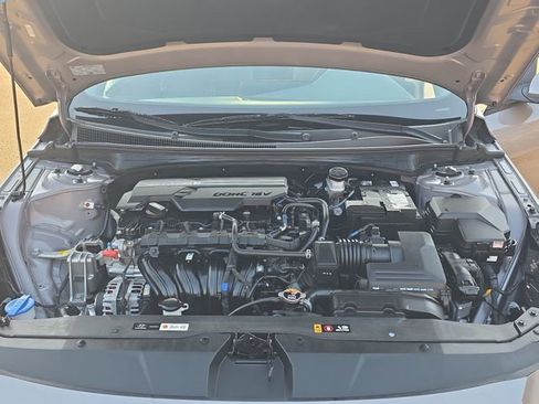 Used 2023 Hyundai Elantra SEL w/ Convenience Package image 41