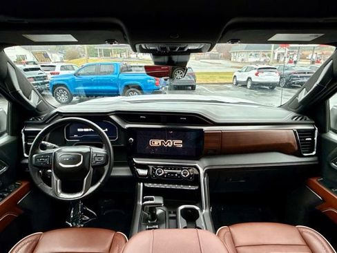 Used 2024 GMC Sierra 1500 Denali Ultimate image 31