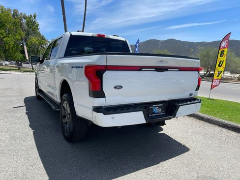 Used 2022 Ford F150 Lightning Lariat w/ Max Trailer Tow Package AWD/4WD image 8