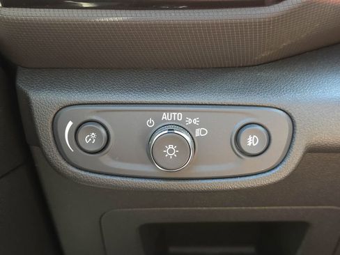 Used 2022 Chevrolet TrailBlazer LT image 24