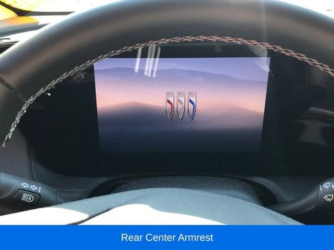 Used 2025 Buick Encore GX Preferred w/ Comfort Package FWD image 8