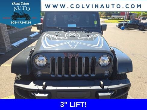 Used 2018 Jeep Wrangler Unlimited Sport AWD/4WD image 2