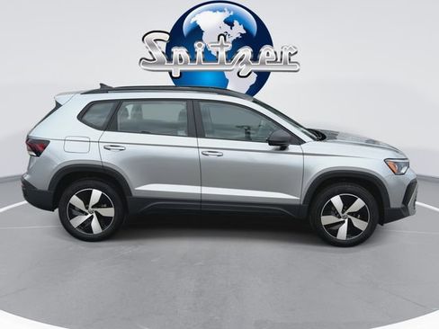 New 2026 Volkswagen Taos S image 5