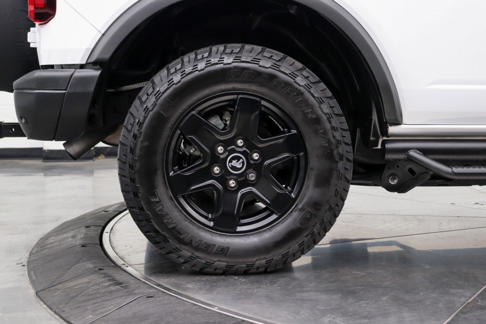 Used 2022 Ford Bronco Black Diamond AWD/4WD image 14