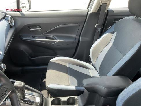 Used 2024 Nissan Versa SV w/ Trunk Package image 13