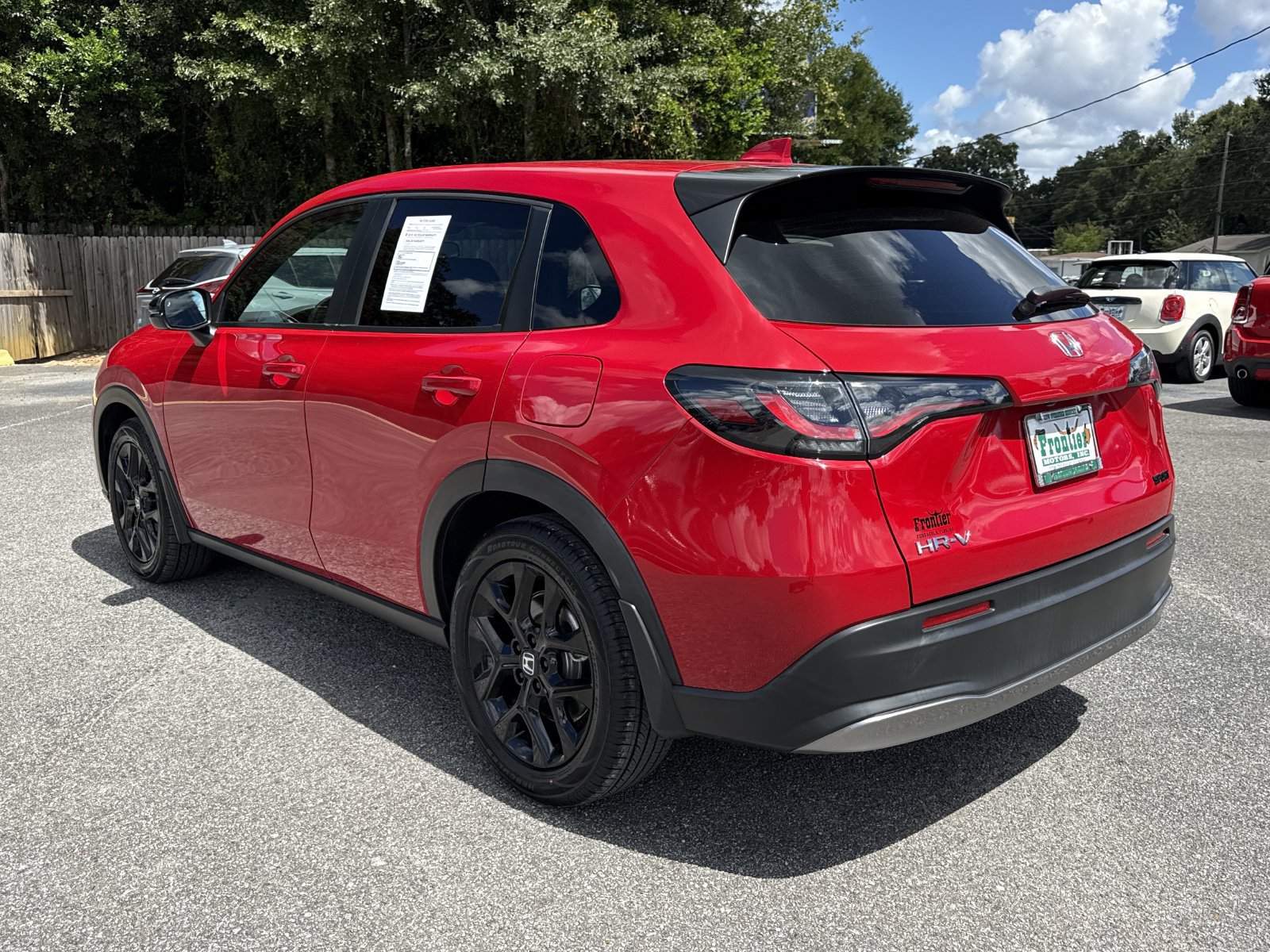 Used 2025 Honda HR-V Sport image 4