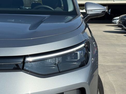 New 2025 Volkswagen Tiguan S image 5