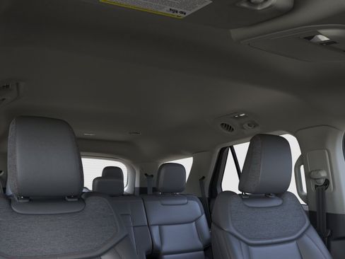 New 2026 Ford Explorer Active w/ Active Comfort Package AWD/4WD image 28