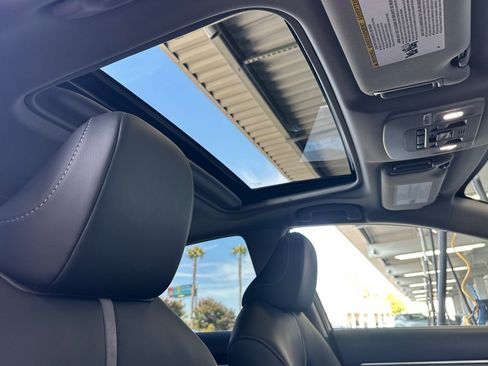 Certified 2023 Toyota Camry SE w/ Convenience Package FWD image 15