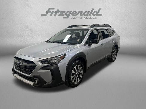 Used 2025 Subaru Outback Limited XT w/ Popular Package #2 AWD/4WD image 1