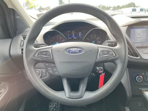 Used 2017 Ford Escape SE w/ Equipment Group 201A image 14