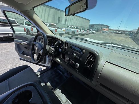 Used 2008 Chevrolet Silverado 2500 W/T RWD image 30