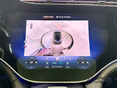 Used 2025 Mercedes-Benz EQS 580 4MATIC SUV w/ Exclusive Trim Package image 20