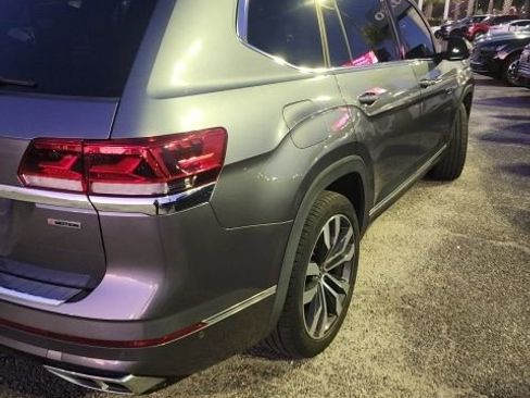 Used 2022 Volkswagen Atlas SEL Premium image 6