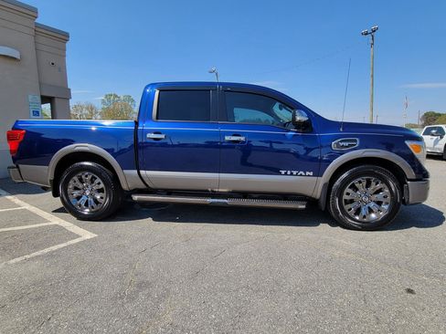 Used 2017 Nissan Titan Platinum Reserve image 20