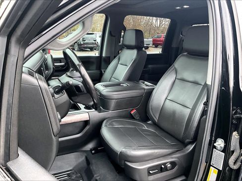 Used 2020 Chevrolet Silverado 3500 LTZ w/ LTZ Plus Package image 10